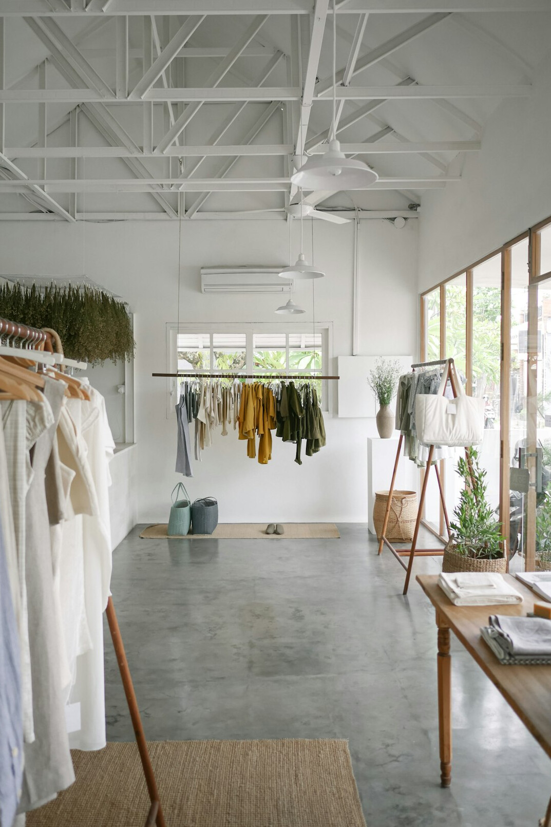 clothing store boutique